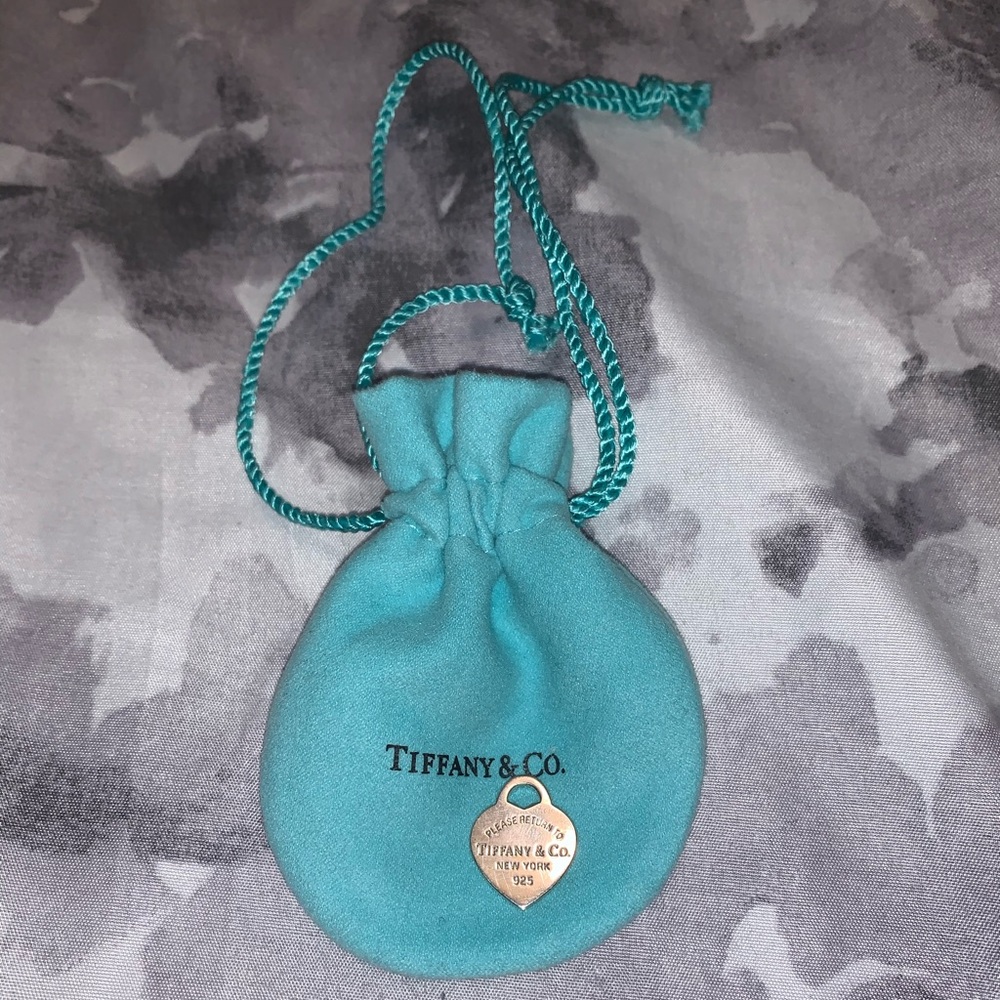 Return to Tiffany Heart Charm